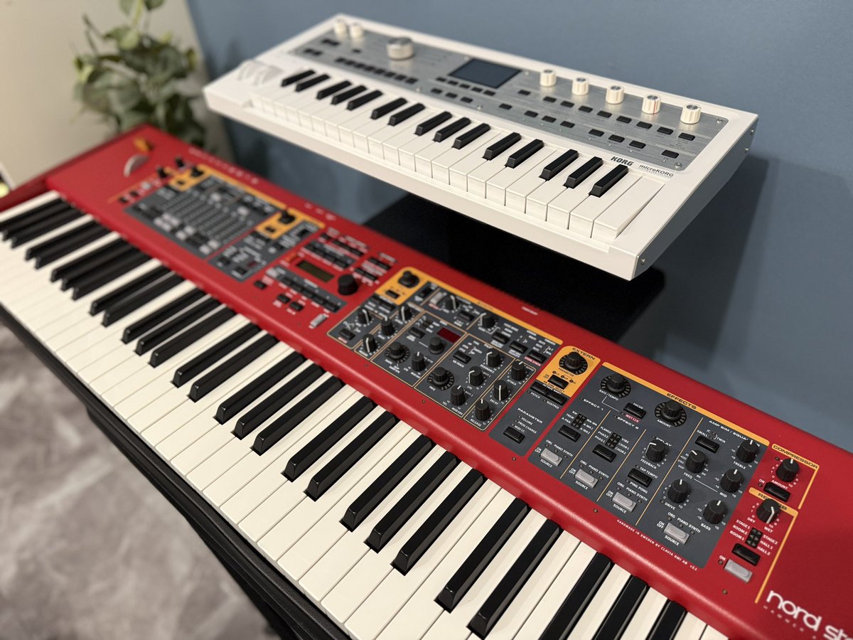 らくいち--- tweet media