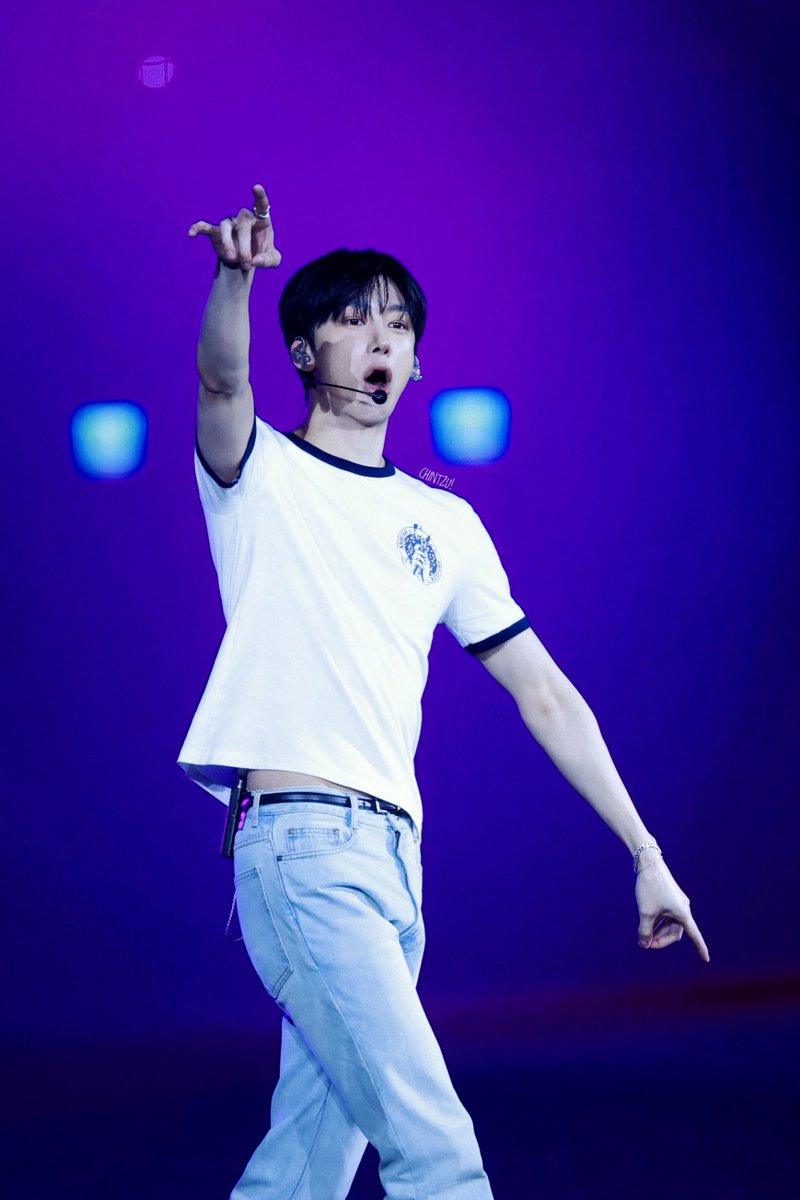 CHINTZU! tweet media