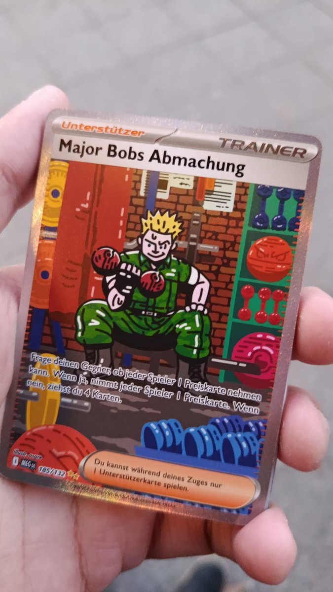 Luck of the day. Round the Boss's order at a good price from a LCS but had ti buy a pack so i get into minimun payment. Pulled Major Bobs (DE LT. Surge).

Basically the Boss's ended up for 'free'
