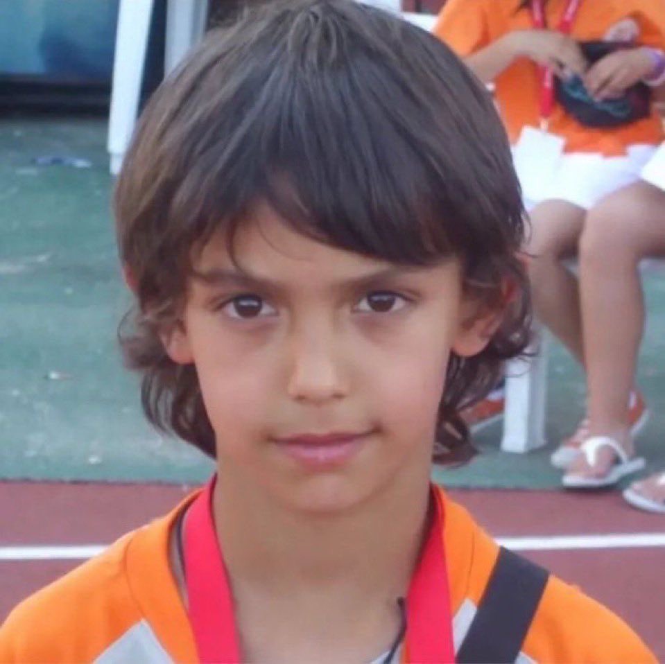 الألماني tweet media