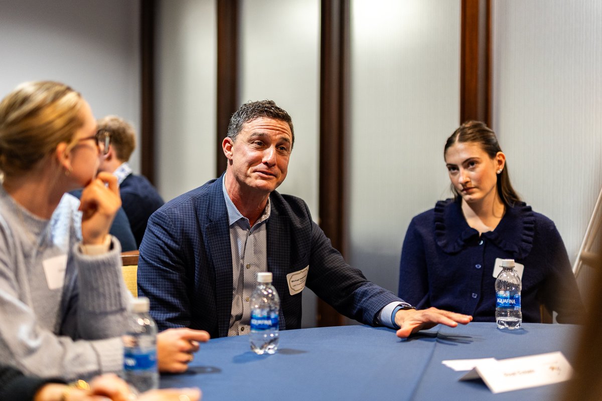 DragonClub tweet media