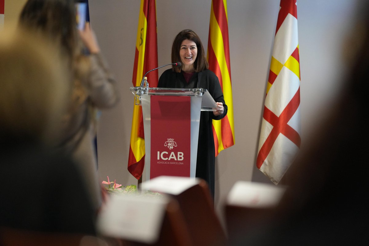 🟪 Durant la seva intervenció, Sandra Bestraten, la presidenta de la Comissió de Dones i d’Igualtat de la <a href="/LaIntercolSuma/">LaIntercolSuma</a>, ha posat en relleu els diferents aprenentatges que aporten els Col·legis Professionals i la importància de fer visible la seva força i capacitat d’innovació.