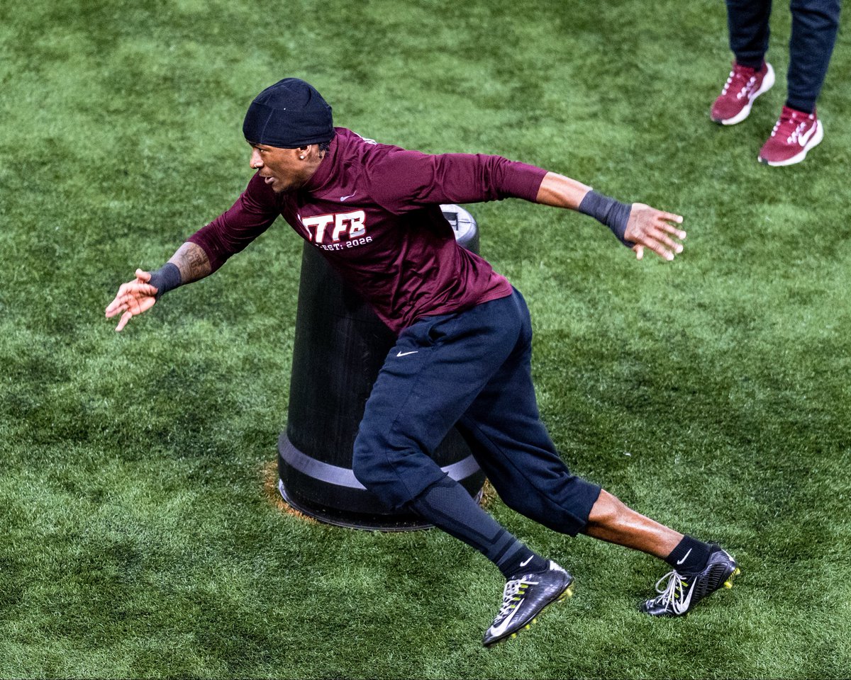 Nick Perry tweet media