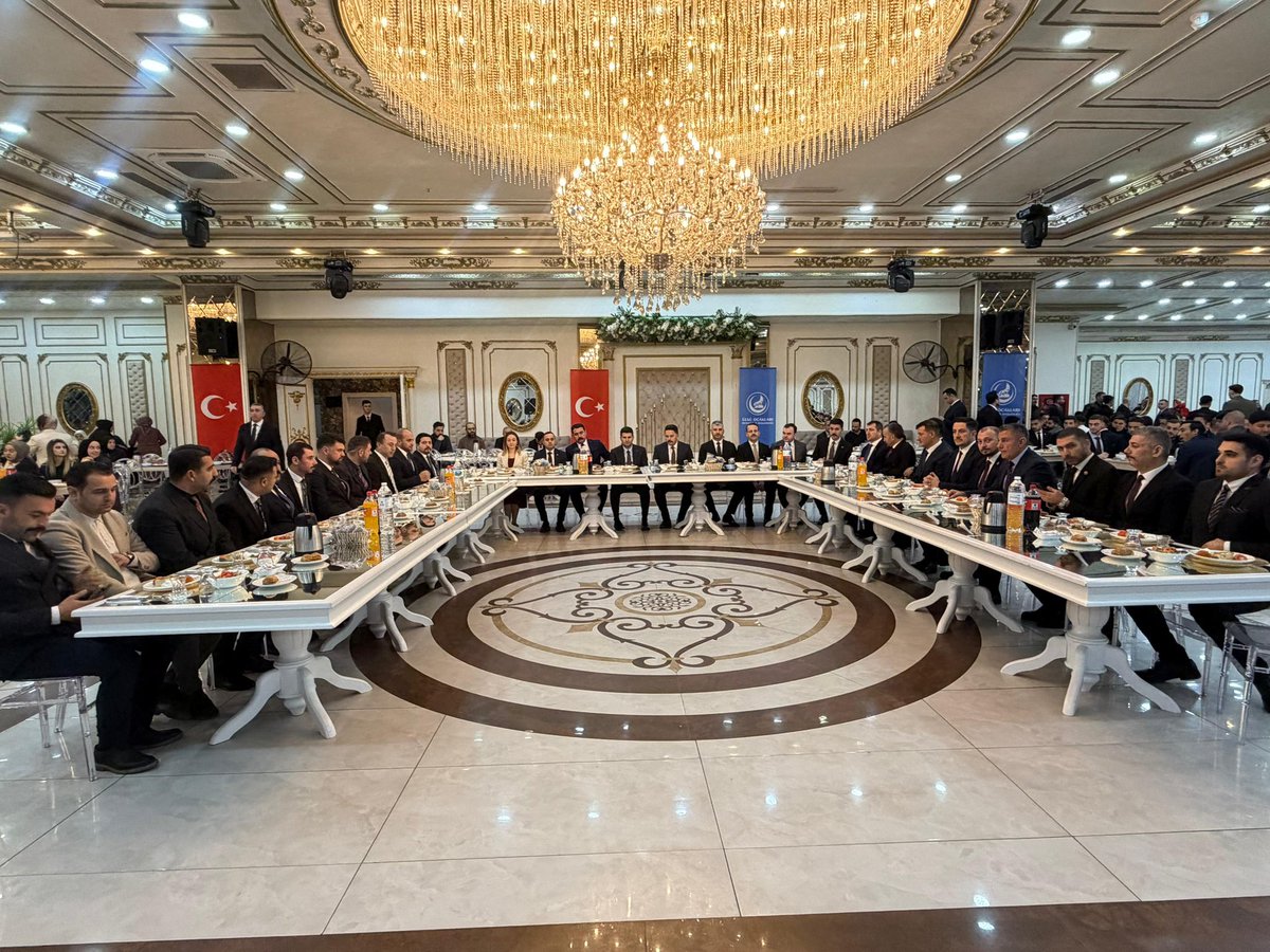 Ülkü Ocakları İstanbul İl Başkanlığımız tarafından tertip edilen 5. Bölge İftarı programında, Ramazan-ı Şerif’in bereketini ve manevi iklimini dava arkadaşlarımızla birlikte idrak ettik.

Millî ve manevi değerlerimizin pekiştiği bu mübarek ayda; birlik ve beraberliğimizin