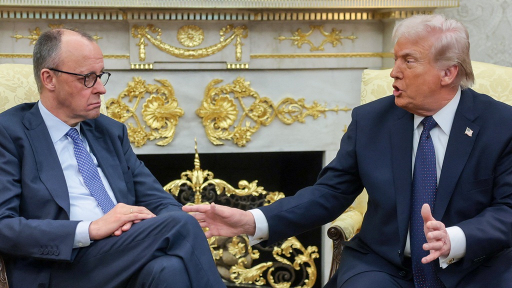 "Spain has been terrible."

President Donald Trump ⁠says Washington plans ⁠cut off all trade with Spain after ⁠the European country refused to let the US military use its bases ‌for missions linked to strikes on Iran.

🔴 LIVE updates: aje.news/i29ijb