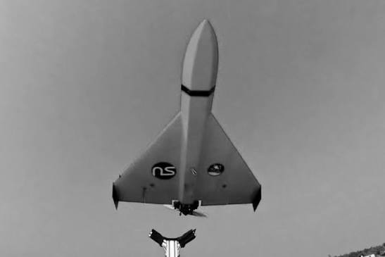 futurepost_in's tweet photo. 🚨 BIG BREAKING

India is progressing with its homegrown Sheshnaag-150 attack drone, a low-cost long-range swarm/strike UAV being developed as global conflicts highlight the impact of similar systems used by the US and Iran. 

#India #Sheshnaag150 #Drone #Defense #BreakingNews https://t.co/FpXPijqKkc