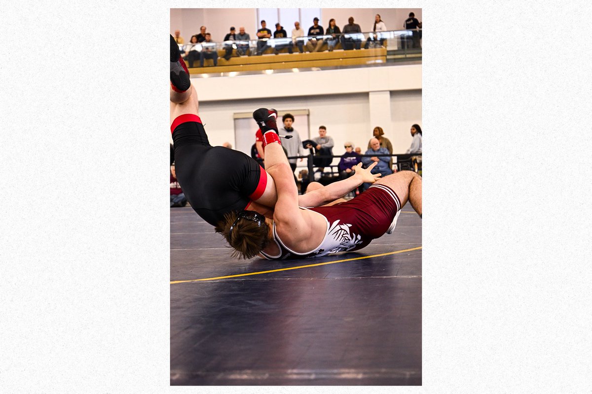 UChicago Wrestling tweet media