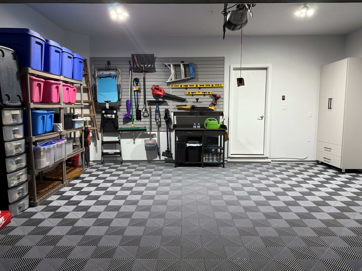 Closets by Design tweet media