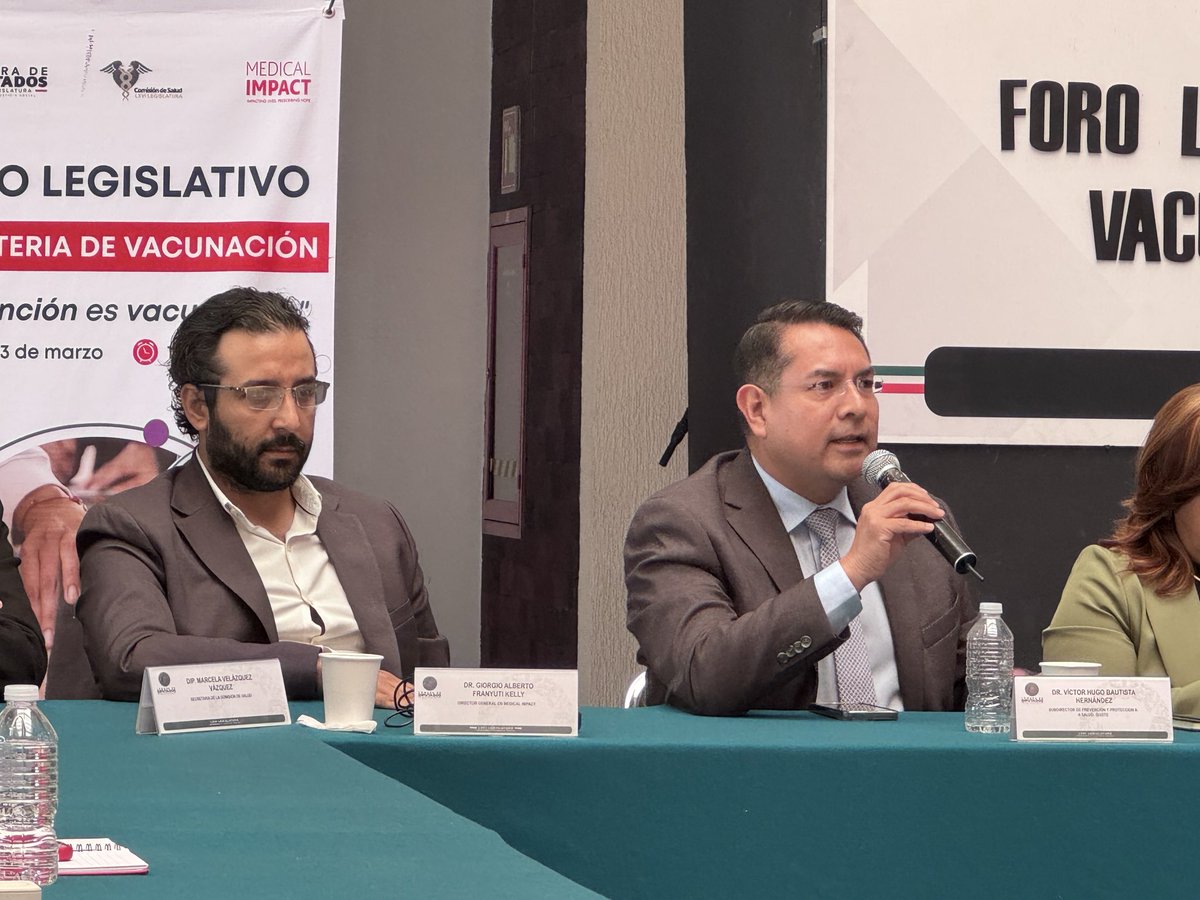 BWoow82's tweet photo. “Cada vacuna nos ayuda a proteger la estabilidad de las poblaciones. Es una herramienta primordial que nos previene enfermedades y detrás hay una gran estrategia para llevarla a todas las personas en el país”. Dr. #VíctorHugoBautistaHernández @ISSSTE_mx #foroLegislativovacunas https://t.co/3r5YLrqiAU