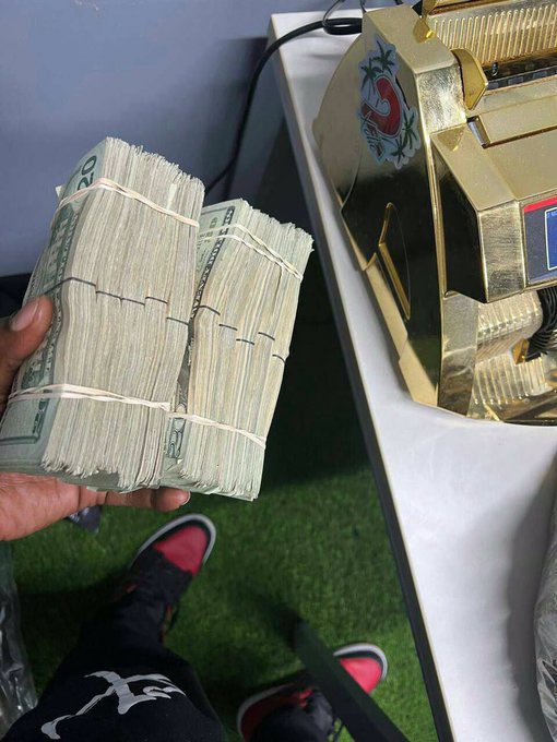 stcatherinesLT's tweet photo. This Cash App glitch method hittin’ fr! $11K+ on deck, no login or nun. Just slide in my DMs wit “Cash Out” #deprem #cashappmethod #glitch #mafia #deprem #bitcoin #BTC #INDvsPAK  #RISERCONCERTD3 https://t.co/qjBvUWUN14