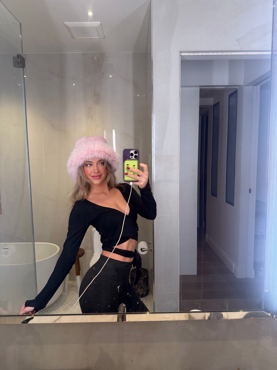 Cheryl Douglass tweet media