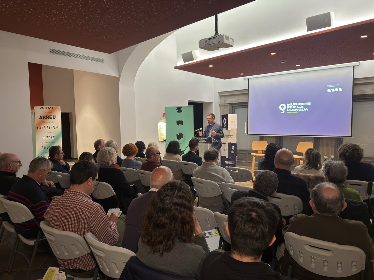 Municipis per la Llengua tweet media