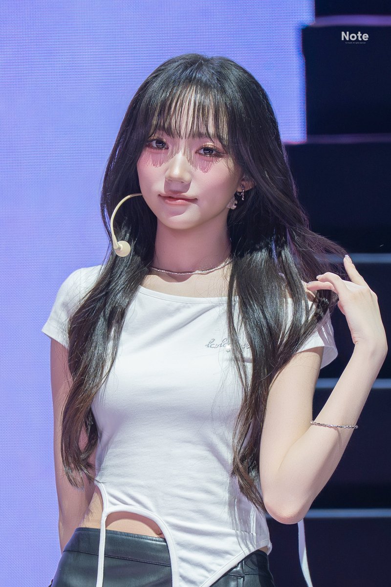 🍞📸 Shion WAVshots: Shion at 2026 tripleS Asia Tour 'My Secret