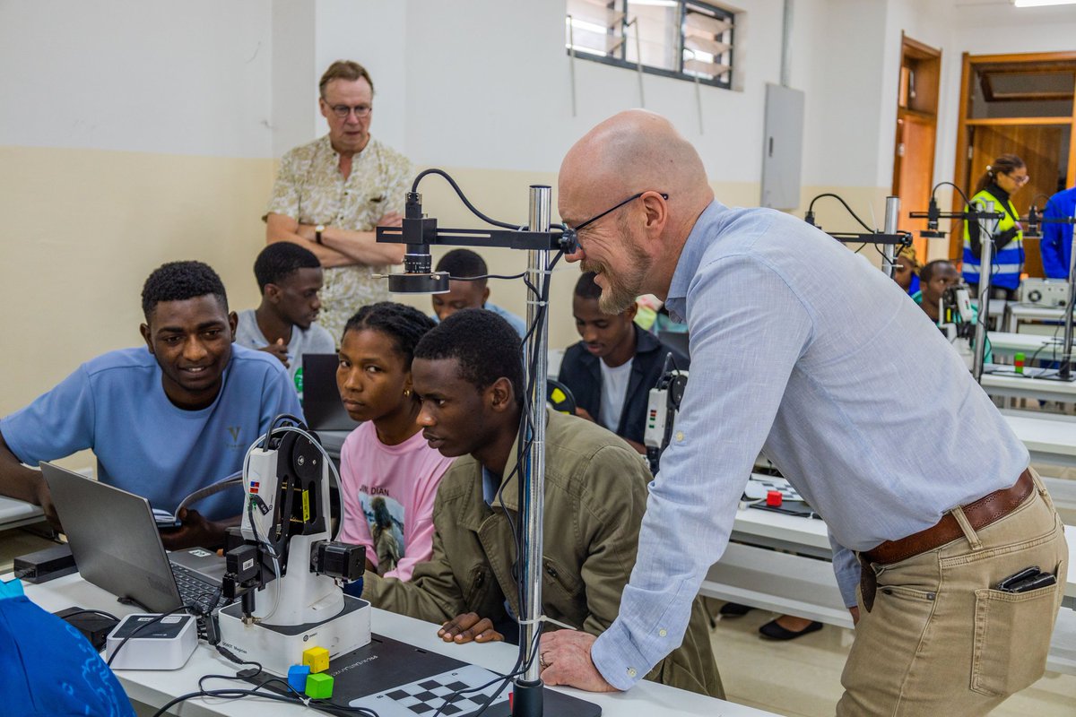 RP-Musanze College tweet media