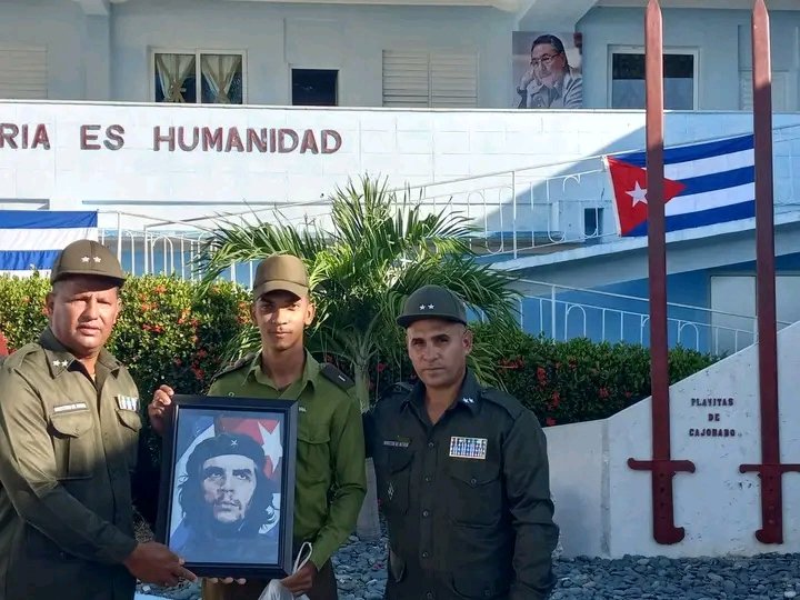 Nuestras Tropas Guardafronteras, desde su creación en marzo de  1963, han escrito muchas páginas de heroísmo colectivo. Su preparación y convicciones los han convertido en un muro contra las amenazas modernas.
#Guantánamo
#CubaEstáFirme
#CubaSoberana