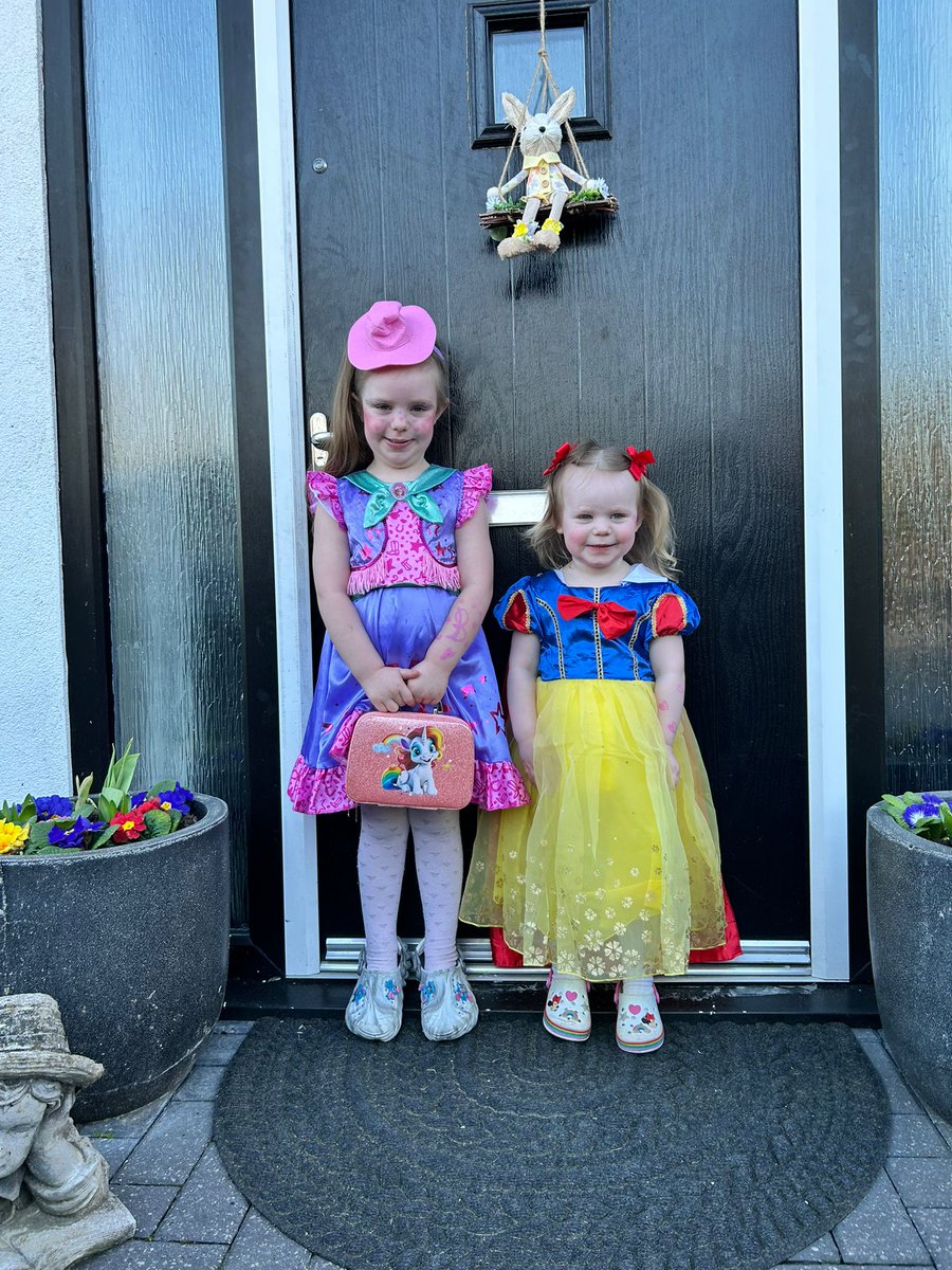 Today is Purim. 
So only my grandkids could go as a sumo and ..Donald Trump!
That's my boys xx
Then little girls..all.sugar and spice.
<a href="/TonyMaudsley1/">Tony Maudsley</a> ..looks good doesn't he. Cannot get the orange makeup off now