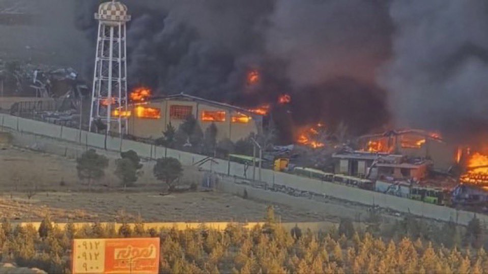 القوة السياسية tweet media