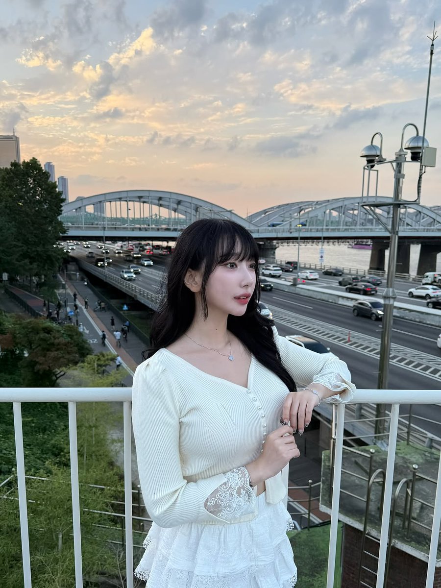 bailey_nat52898's tweet photo. 한강이보이는 루푸탑에서 DJ♥️
옴니사운드 레이블파티 성공적🤭 https://t.co/b7IYlo4IWM