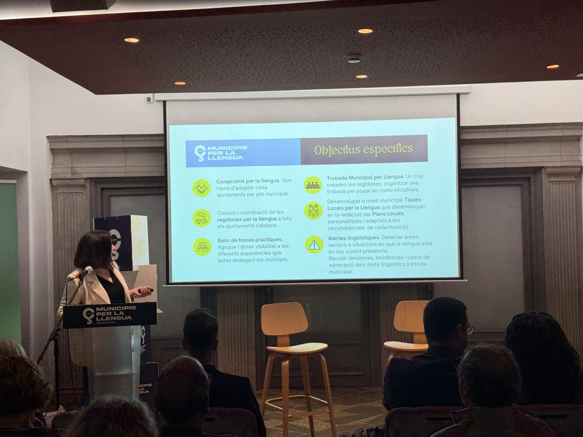 Municipis per la Llengua tweet media