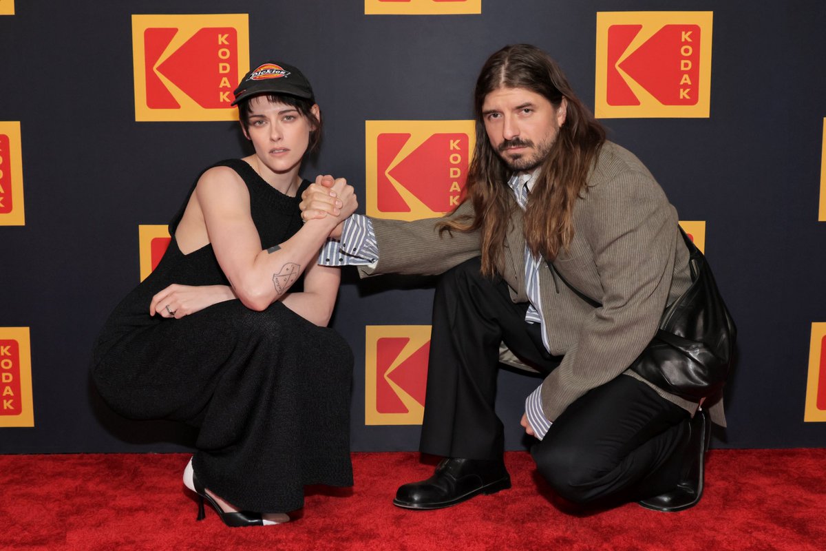 We’re thrilled to share that Kodak honored Kristen Stewart with the Debut Feature Award for her directorial debut, The Chronology of Water. 
Presented at the ASC Clubhouse in Los Angeles, the Kodak Film Awards recognize filmmakers, artists, and collaborators whose work shapes the