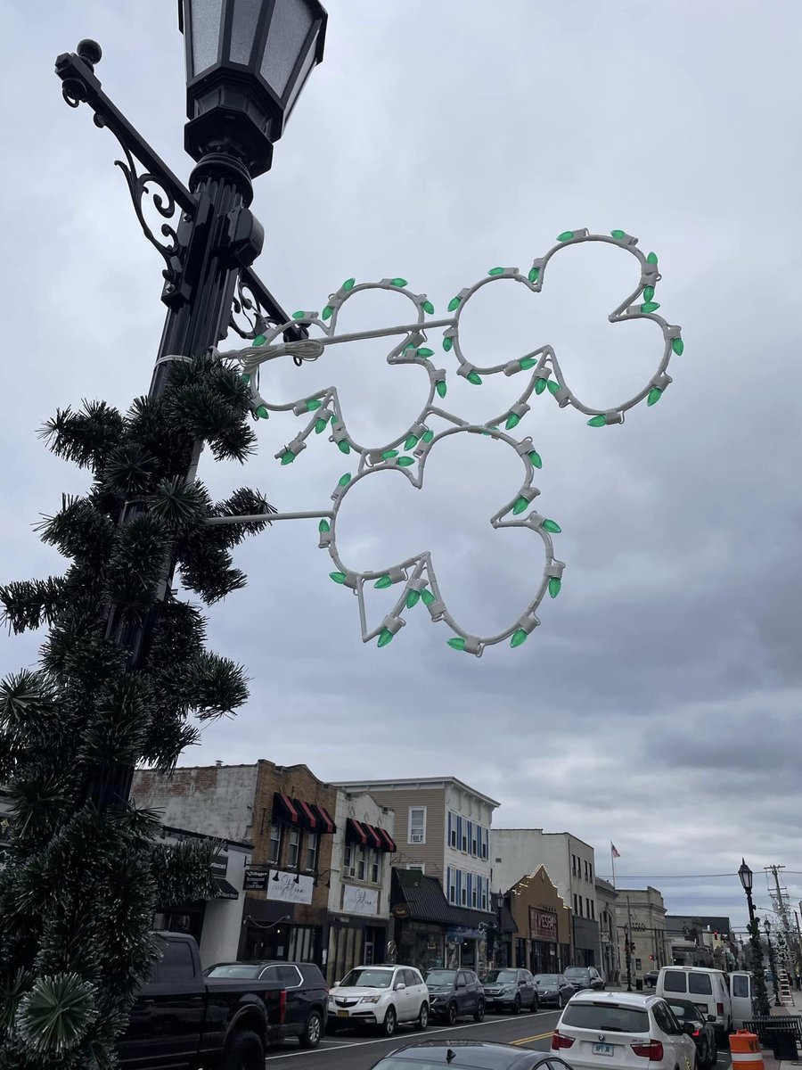 CarpenterDecor's tweet photo. Follow the rainbow to your pot of gold!

And celebrate St. Patrick's Day with Epic Outdoor Commercial Holiday Decorations from @CarpenterDecor 

855-259-4121

Holiday Magic Begins Here🍀

#stpatricksday #commercialholidaydecor #manufacturer #CarpenterDecorating #MadeInUSA #lucky https://t.co/XFxrkuwSg9