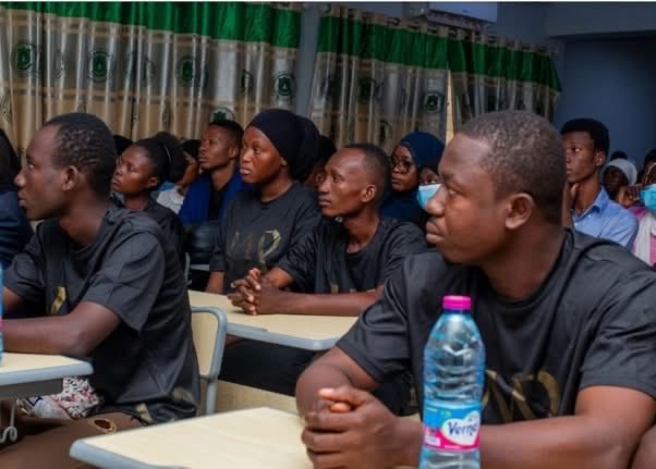 uds_official's tweet photo. 🎓 23 students of UDS have received full tuition scholarships from the Impala Foundation for the 2025/2026 academic year.
The award supports brilliant but financially disadvantaged students, reinforcing access, equity & academic excellence.
#UDS #Scholarships #EducationalEquity https://t.co/Y1pFVoNsLI