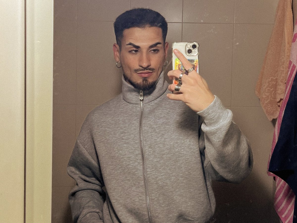 andres 🍒 tweet media