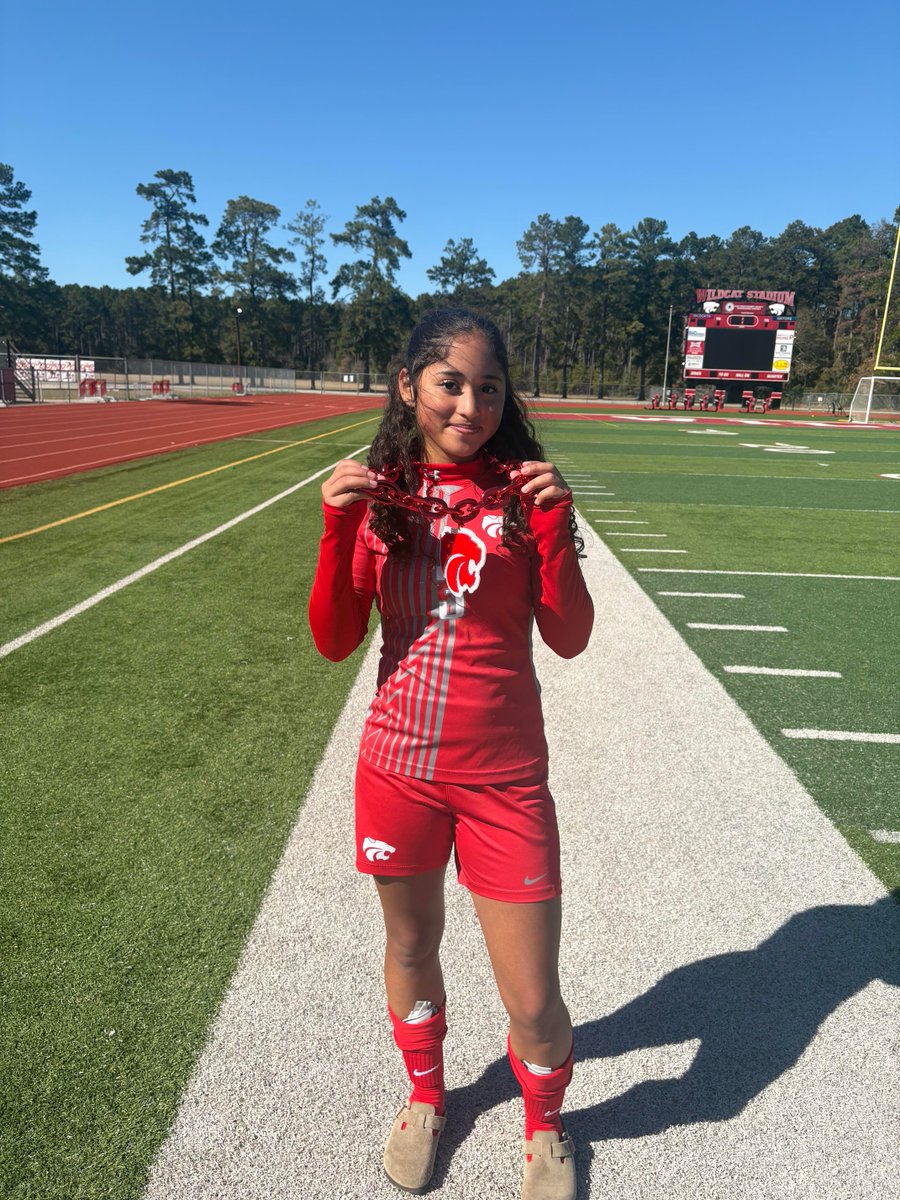 Athletics_SISD's tweet photo. The LadyCats defeated Porter High School last night 2-1. Goals were scored by Karen Luna and Selena Garcia.Way to go Ladies!!! #SPLENDORASTRONG
Karen Luna⚽️
Selena Garcia ⚽️ https://t.co/moBCsSWkO8