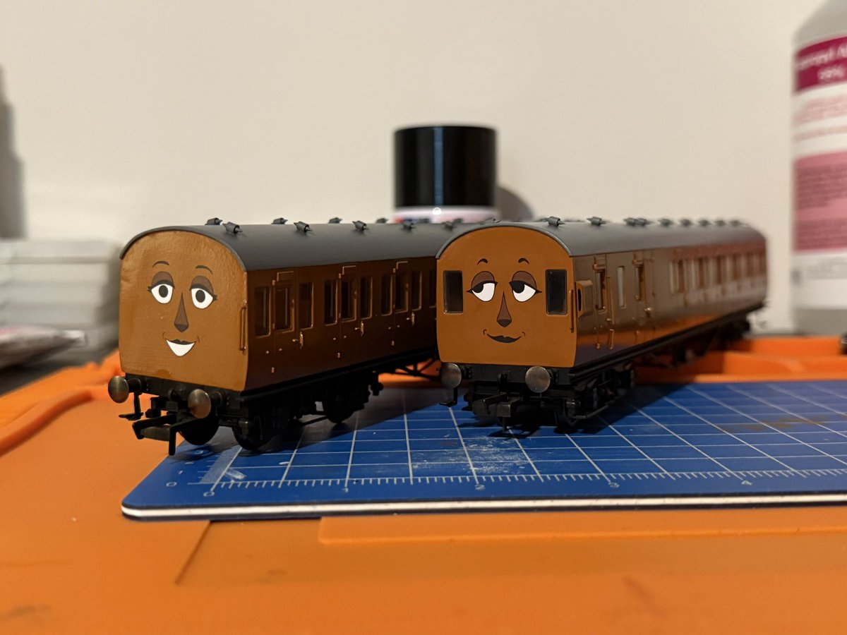 Tom (RESIN PRINT COMMS OPEN, DM) tweet media