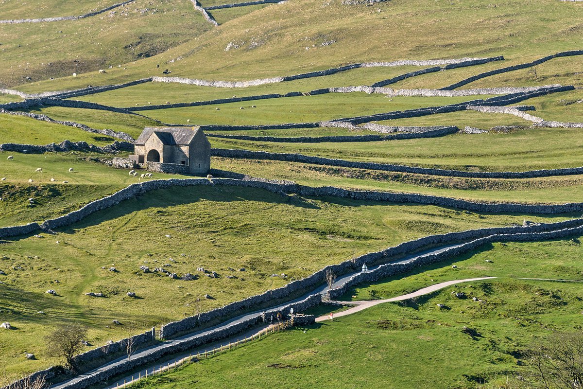 MaureenPlatts's tweet photo. The limestone landscape of Malham in the Yorkshire Dales https://t.co/bzaaVJH0aN