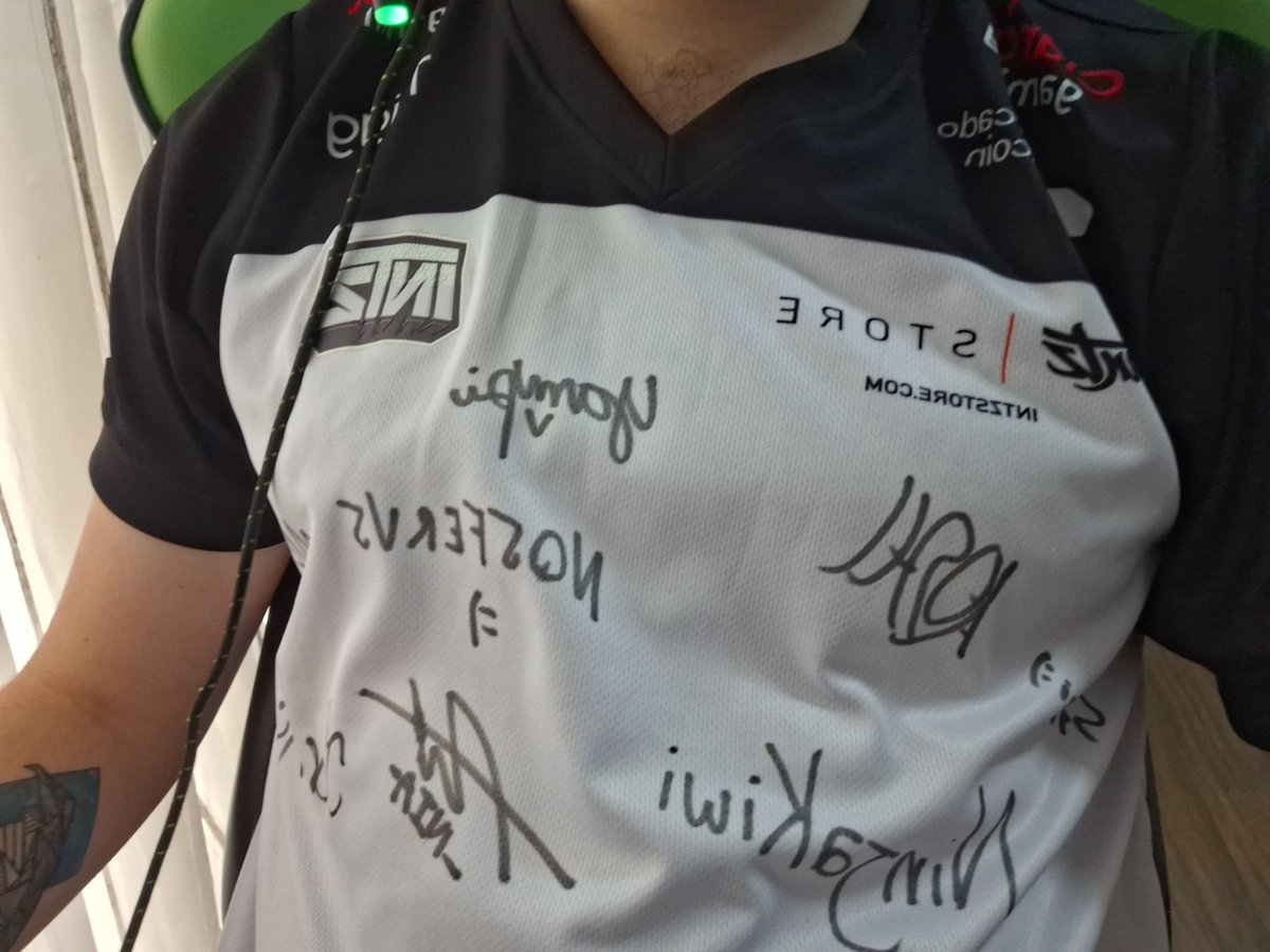 eboypingus's tweet image. Hoje com o manto lendário em mais um dia da saga #INTZ ,bora recuperar de ontem

Twitch.tv/pimguimmm