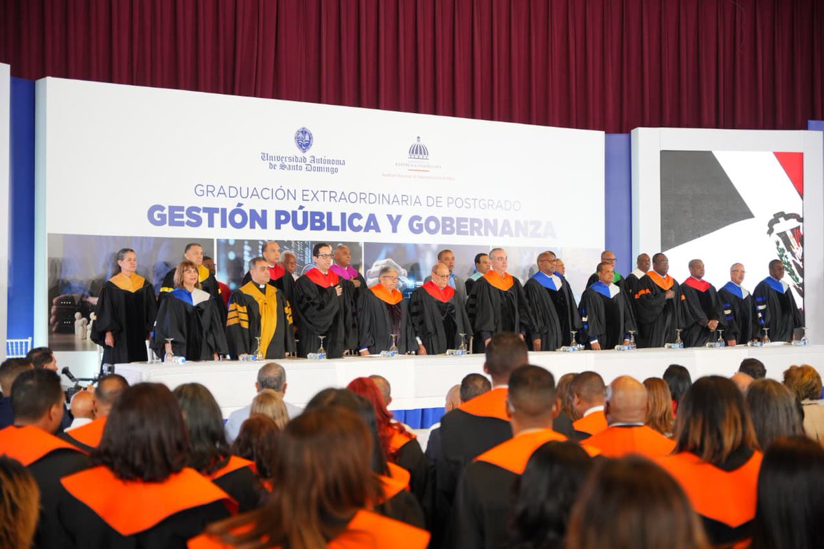 Universidad UASD tweet media