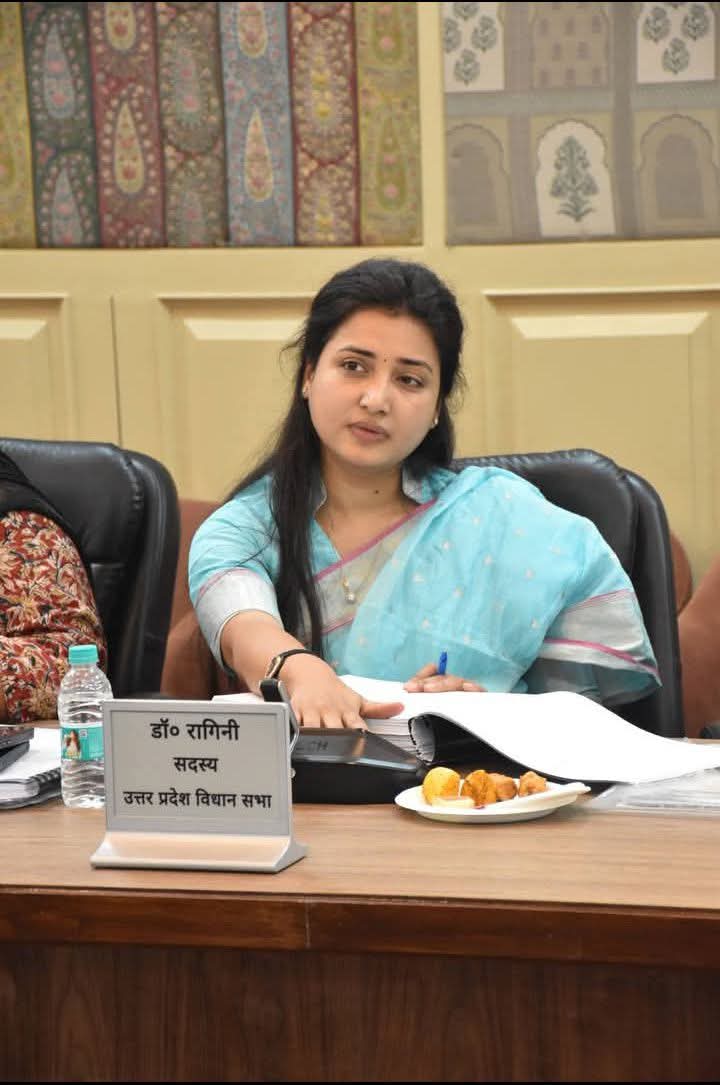 विधानसभा की सबसे चार्चित लोकप्रिय विधायक मछलीशहर ड़ा रागिनी सोनकर 🚨❤️
#drraginisonkar 
#raginisonkar 
#DrRagini
<a href="/sonker_ragini/">Dr Ragini Sonker</a>