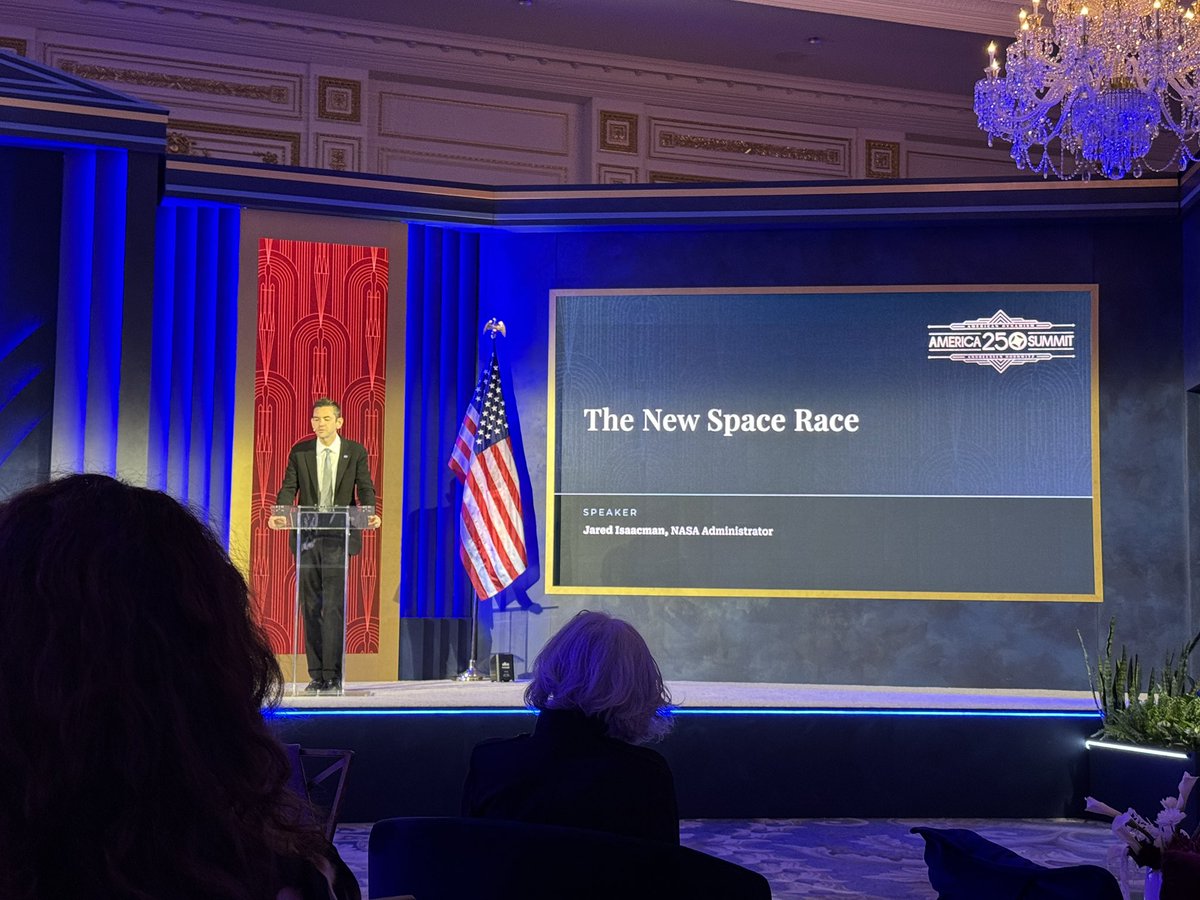 Christian Keil tweet media