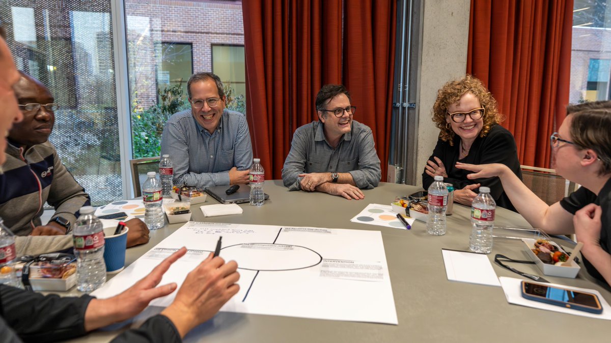 RiceAdmission's tweet photo. Students, faculty and staff engage in discussion as part of HACKED: The HUMAN OS, a School of Humanities and Arts series on the cost, consequence and human impact of artificial intelligence. https://t.co/pTZrBh22l7