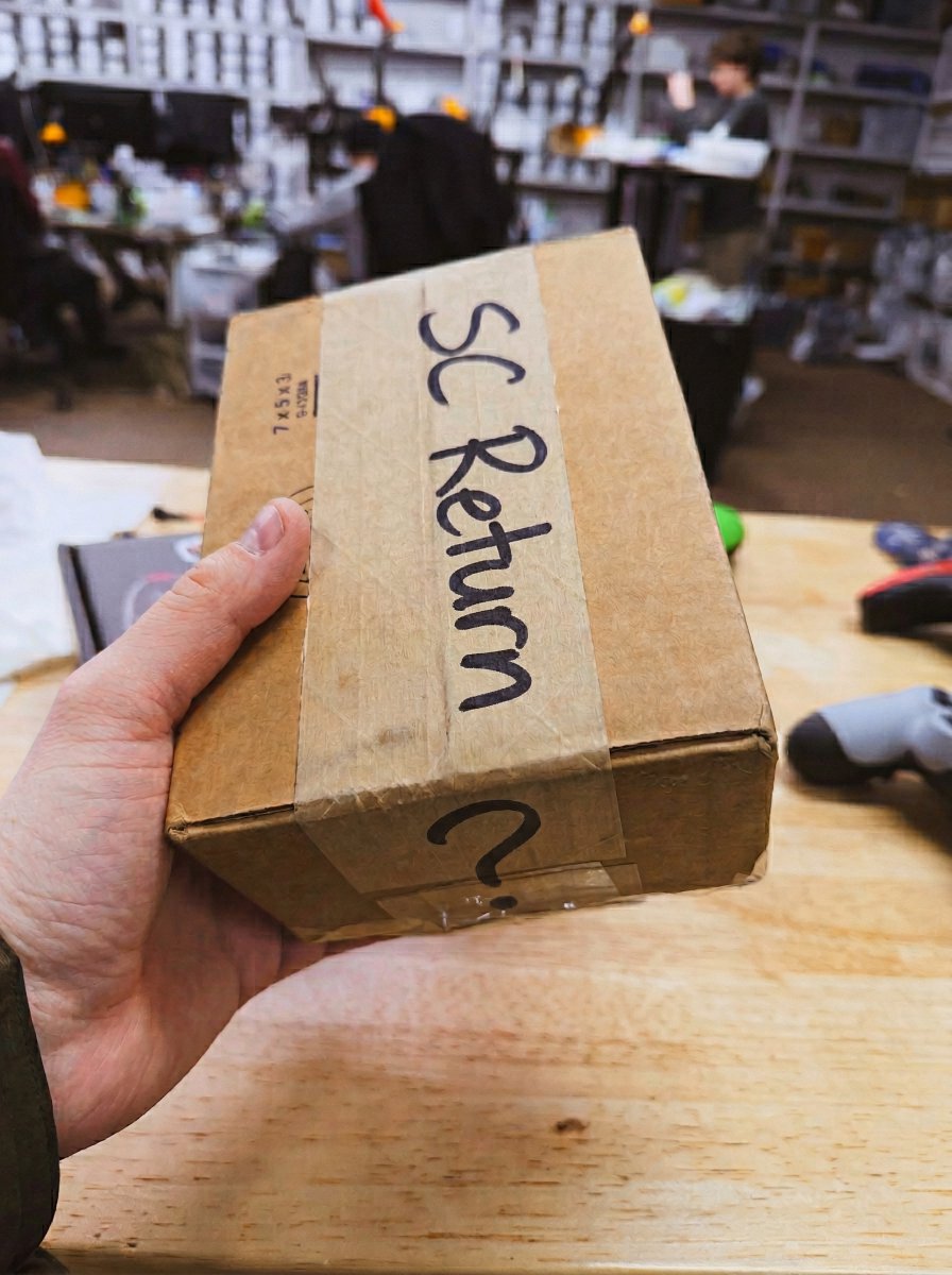 Another return mystery box, this time from South Carolina. 

Giving it to a random retweeter by the end of the day.