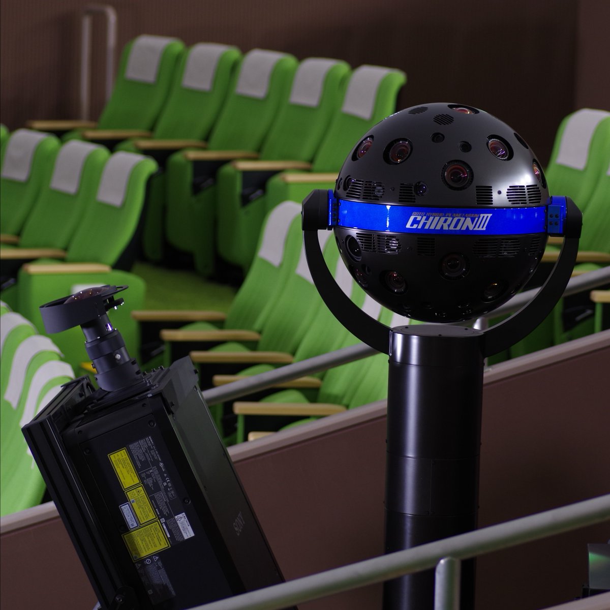 Saint Louis Science Center tweet media