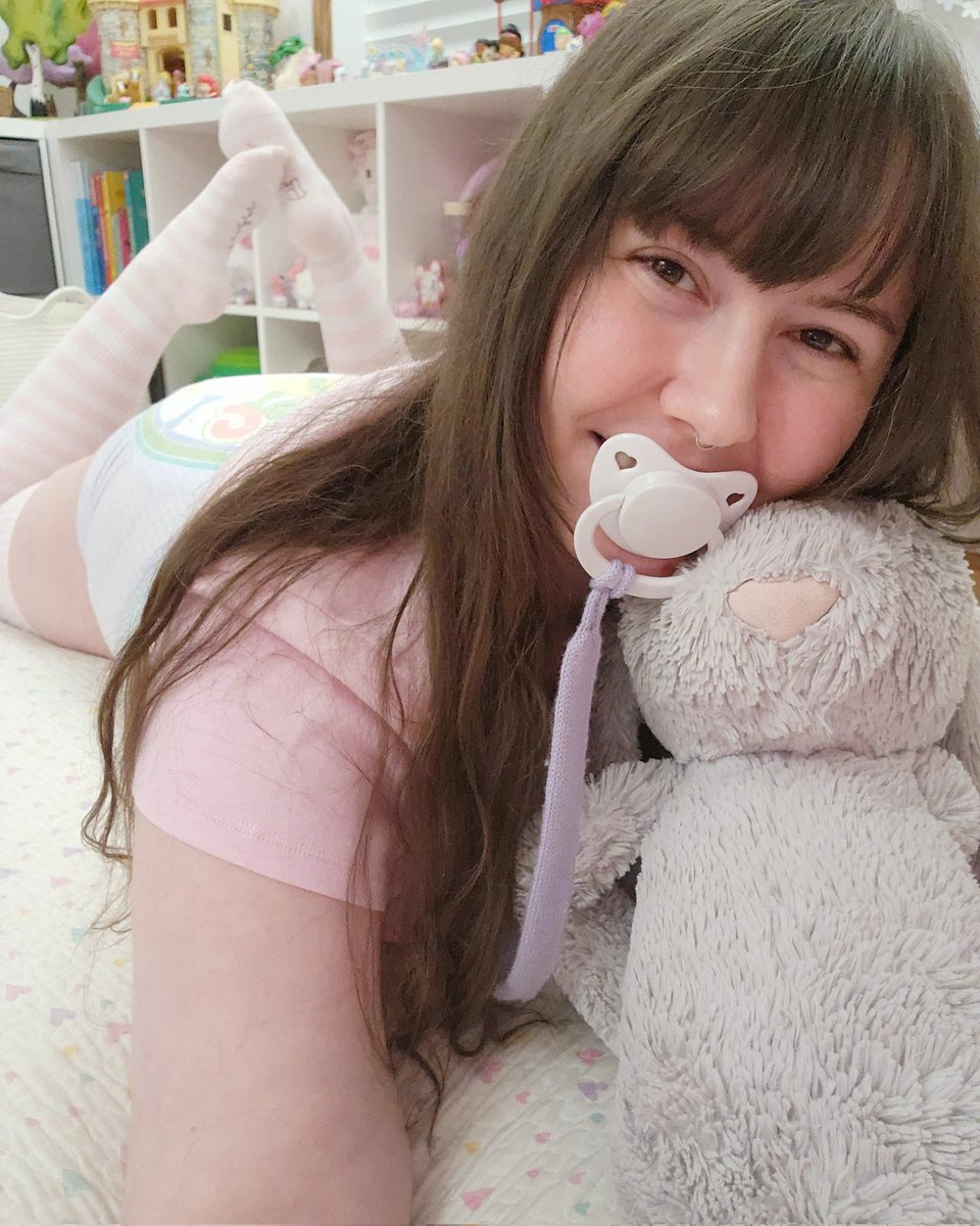 Violet🪻+18 ONLY tweet media