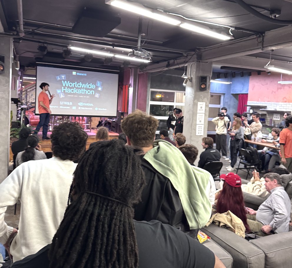 Jay Yu 🐟 tweet media