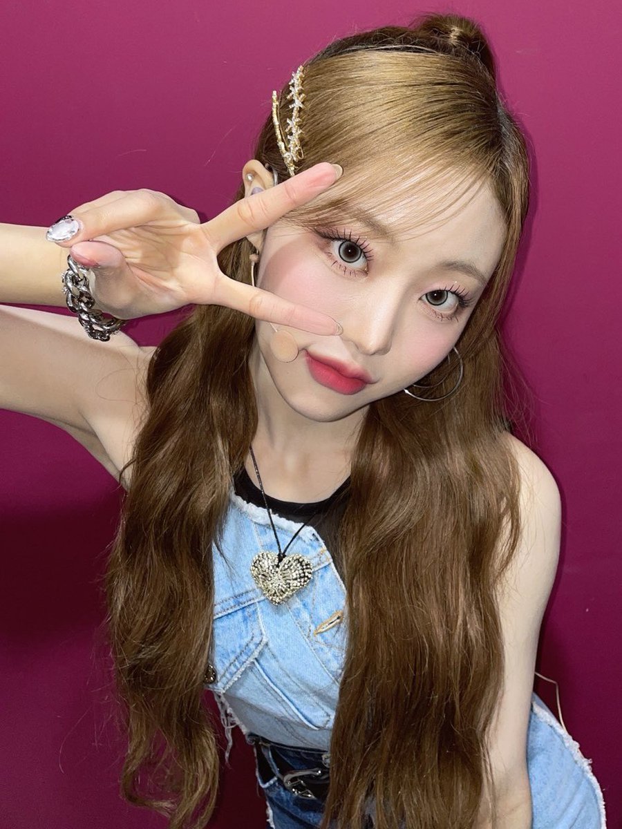 ू𝐛ᥱ𝐥𝖑𝐥iᥱ𝐯ᥱr’𝓈 tweet media