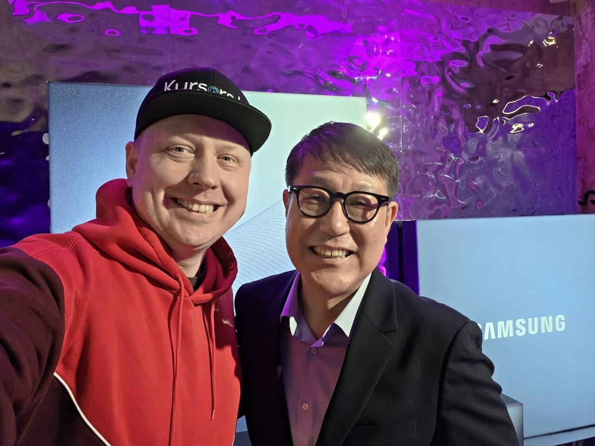 kursorslv's tweet photo. “Samsung Baltics” prezidents Seung Jin Kang: Cilvēki Baltijā ir gatavi inovācijām https://t.co/YuDSYuy2YQ https://t.co/pzhR21ntwo