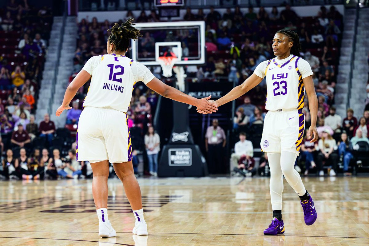 MatthewBrune_'s tweet image. REPORT CARD TIME!

LSU WBB heads into the postseason confident and playing high-level basketball, but what are the individual player grades?

Here's my take on all nine rotation players and what's ahead. (+)

🏀READ: on3.com/teams/lsu-tige…