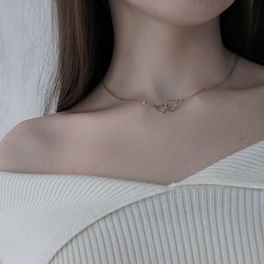 Eles nunca irão entender a nossa obsessão por uma clavícula bem marcada