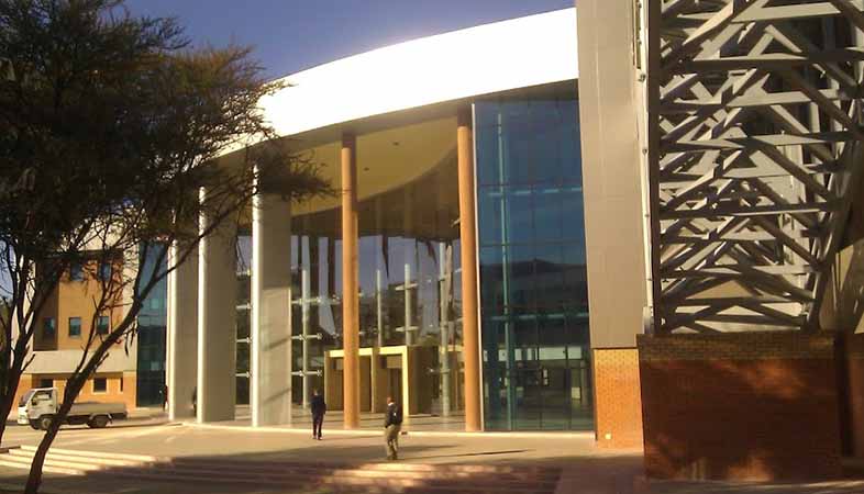 LesegoFuturist's tweet photo. This is Alma-mater @UBBotswana University of Botswana, that first building is the Business Faculty, that's where I used to hide. https://t.co/zvBR3VHc4C