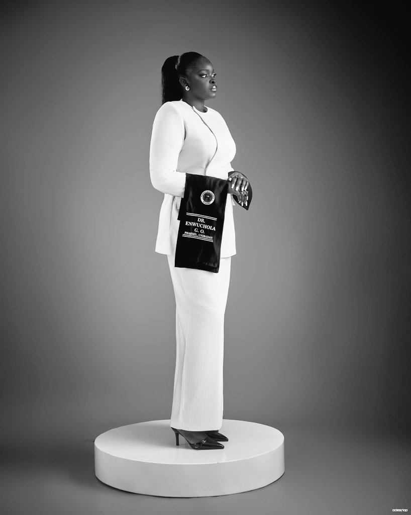 OjoFuche tweet media