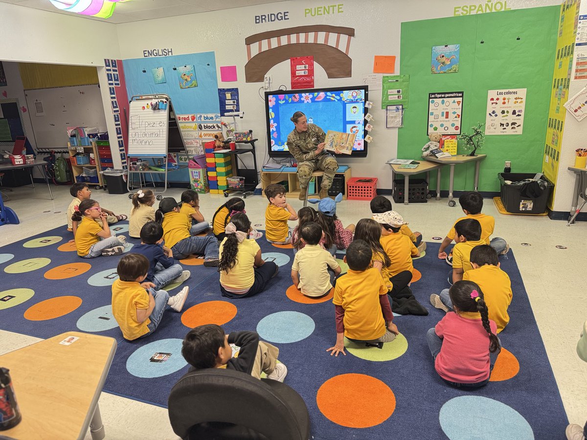RayEspi_RSE's tweet photo. We were honored  to welcome  SSG Brown and the brave Soldiers from the 47th Brigade Support Battalion into RSE today! 🇺🇸 Our kids loved learning from real life heroes. Thank you for your service and inspiring our readers. https://t.co/ZrFGNuWeM9