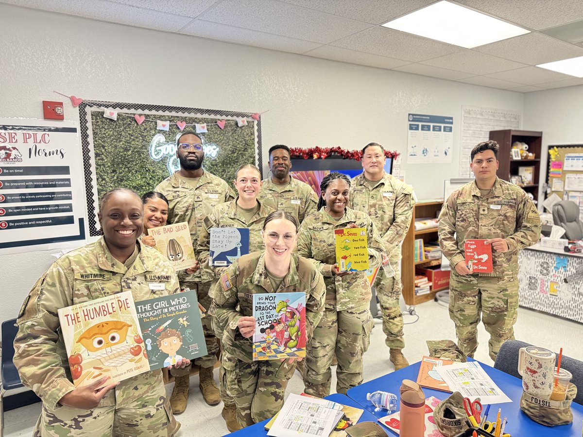 RayEspi_RSE's tweet photo. We were honored  to welcome  SSG Brown and the brave Soldiers from the 47th Brigade Support Battalion into RSE today! 🇺🇸 Our kids loved learning from real life heroes. Thank you for your service and inspiring our readers. https://t.co/ZrFGNuWeM9