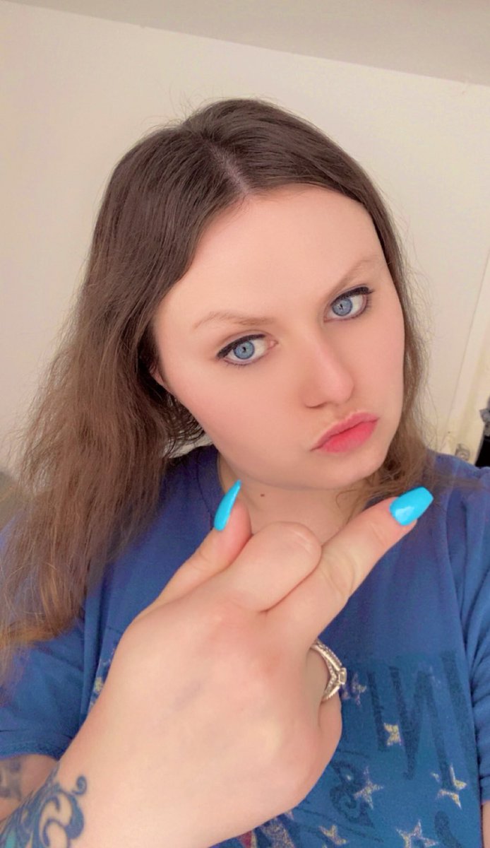 goddess_amberrx's tweet photo. Having a fart sub is literally the easiest cash grab known to man🤷🏻‍♀️😂

Two is alwaaays better than one.. Who wants to be my second?😈

Findom https://t.co/qApLQ0dwqQ