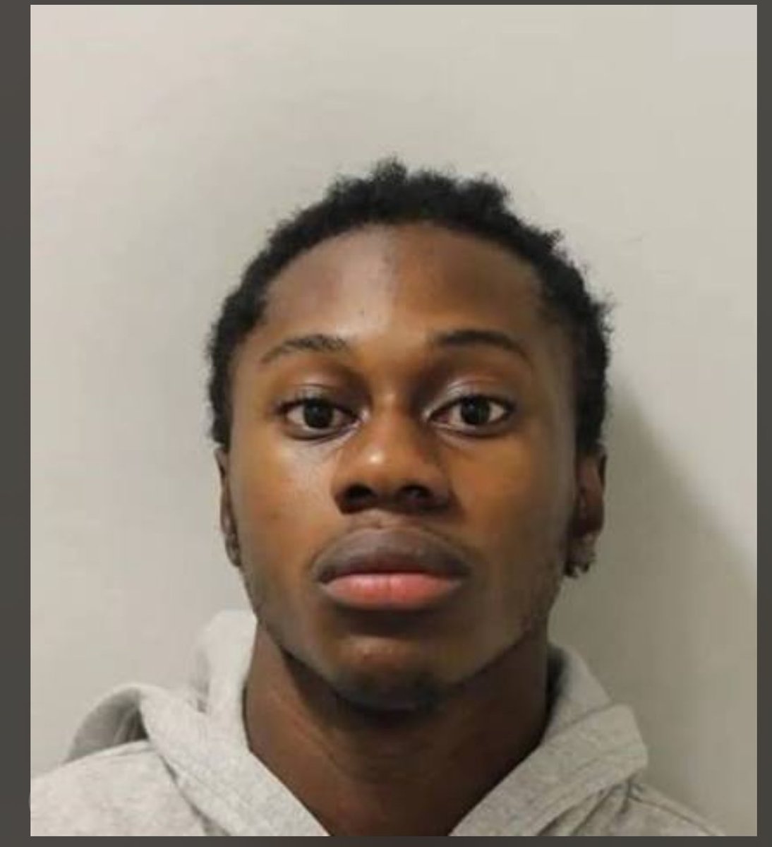 JasperZiggle's tweet photo. 🚨‼️🇬🇭Daniel Boakye, 21, who also goes by the rap name #DSAVV, has been apprehended by police. He fled police custody for a second time on February 15.

Met Police have confirmed he was arrested after a tip off he was in La Bouëxière, France. He was detained in La Bouëxière, a tiny commune of 5,000 people in the forest of Rennes.

A spokesman said: ‘A man who absconded from Lewisham Hospital has been detained in France. At around 20:18hrs (local time) on Monday, 2 March, Daniel Boakye was arrested in La Bouëxière, France on suspicion of escaping lawful custody.

[CC: 📹 skynews ]