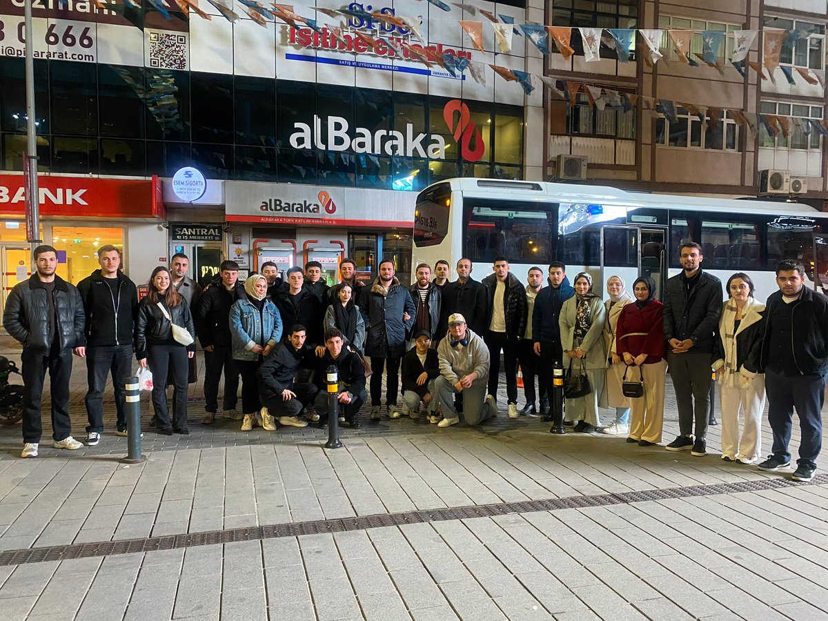 AK Gençlik Ümraniye tweet media